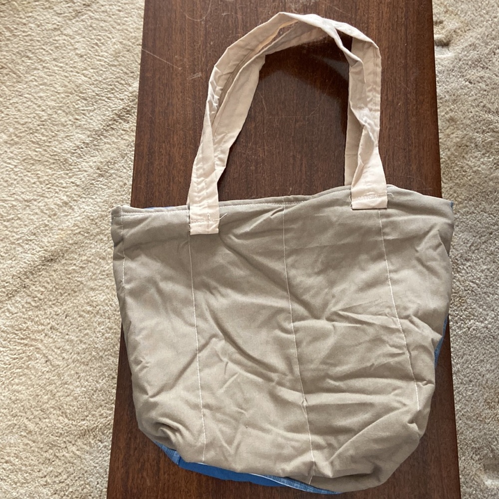 Purse - Picture 2 of 3